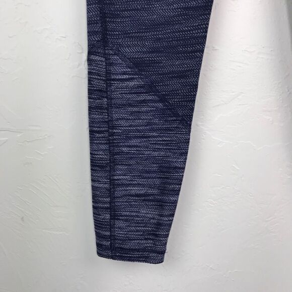 Old Navy Blue Gray Go Dry Chevron Leggings Small - Picture 3 of 6